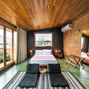Studio met een King Size Bed